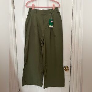 Halara Wide Leg Olive Pants Size Large